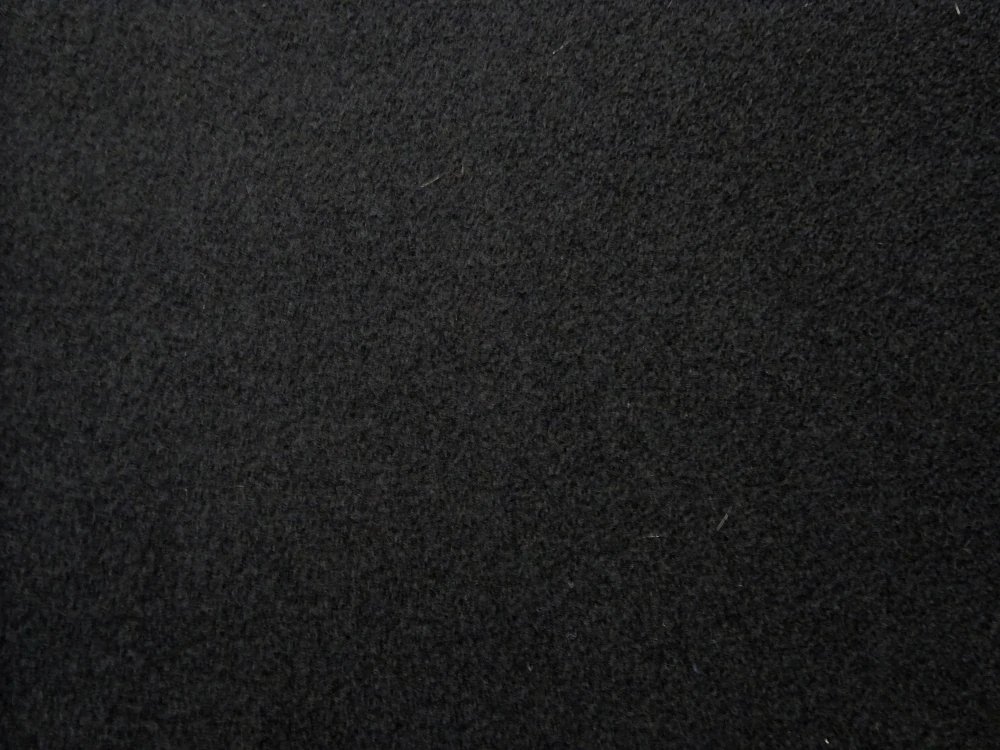 Flauš s vlnou "čierny" 