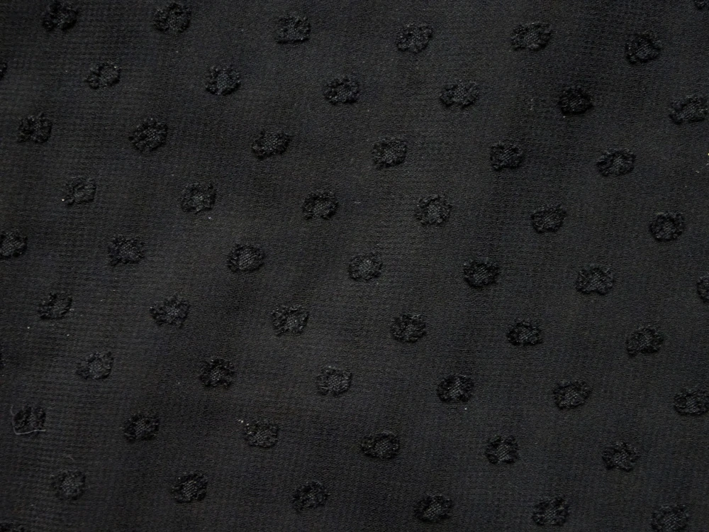 Šifón čierny "plastický vzorček" 