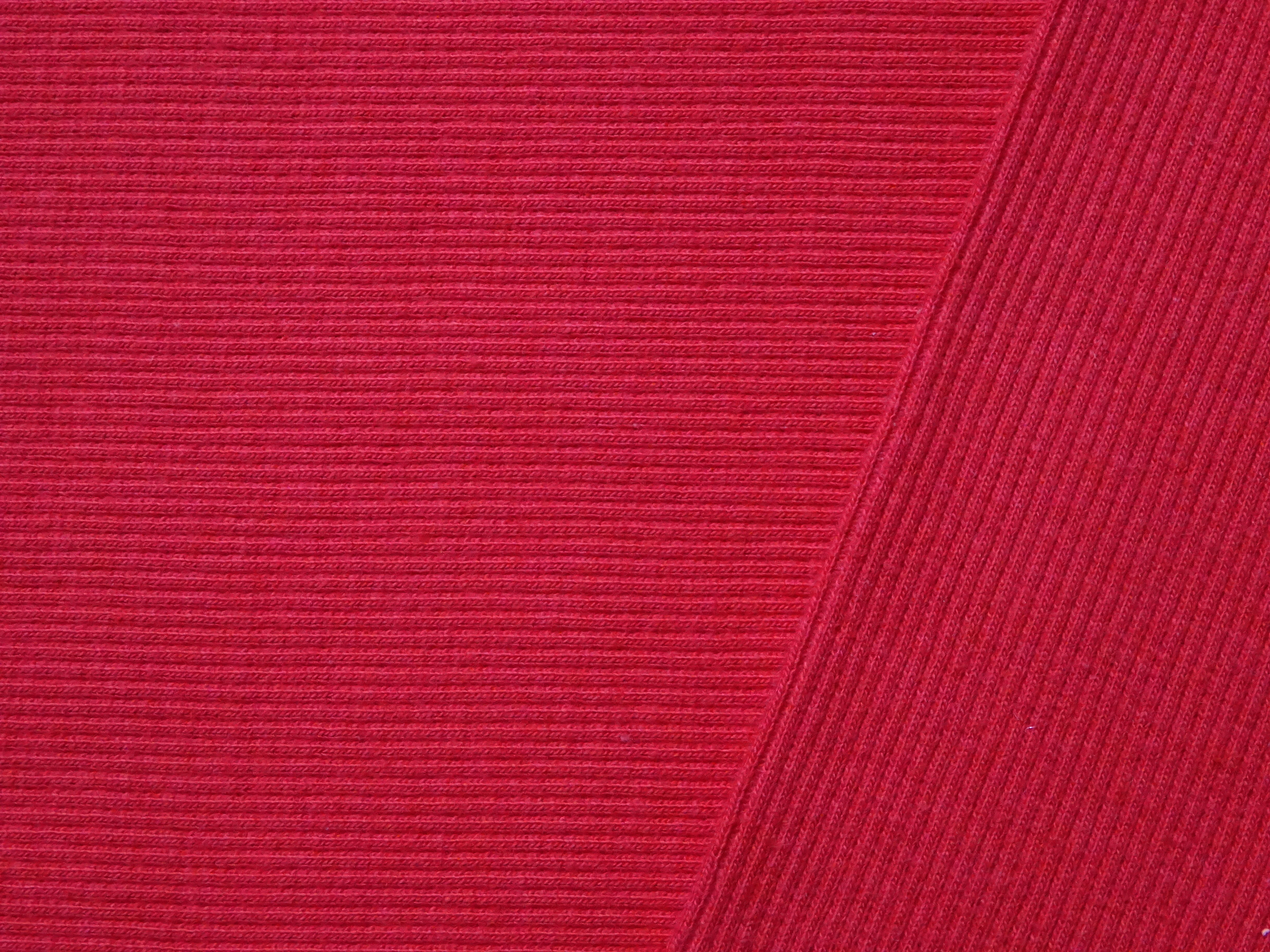 Náplet vrúbkovaný "červený" 