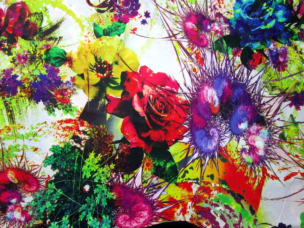 Bavlna biela "veľké farebné kvety"