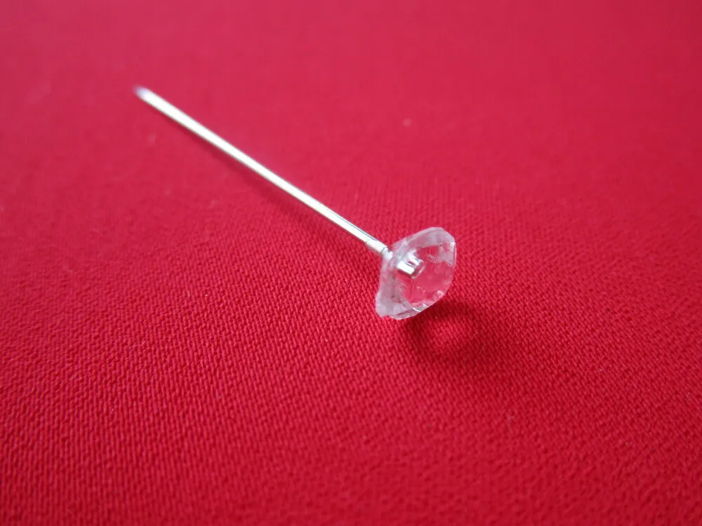 Špendlík ozdobný "diamant" I. - 40 mm