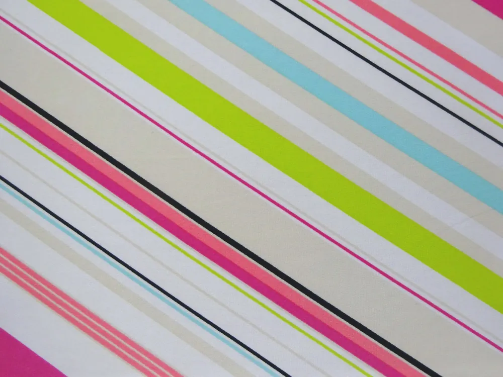 Úplet biely "farebné pásiky"