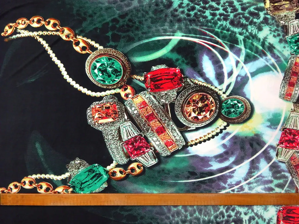 Úplet čierny "šperk" - raport  