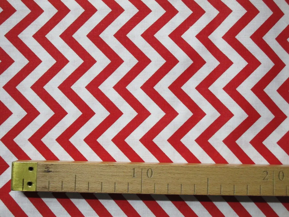 Bavlna biela "červený cik-cak" 