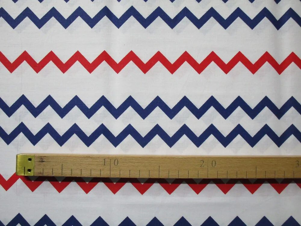 Bavlna biela "modro-červený cik-cak"