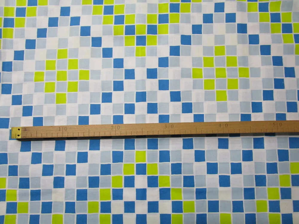 Bavlna bielo-limetkovo-modrá "kocky" 