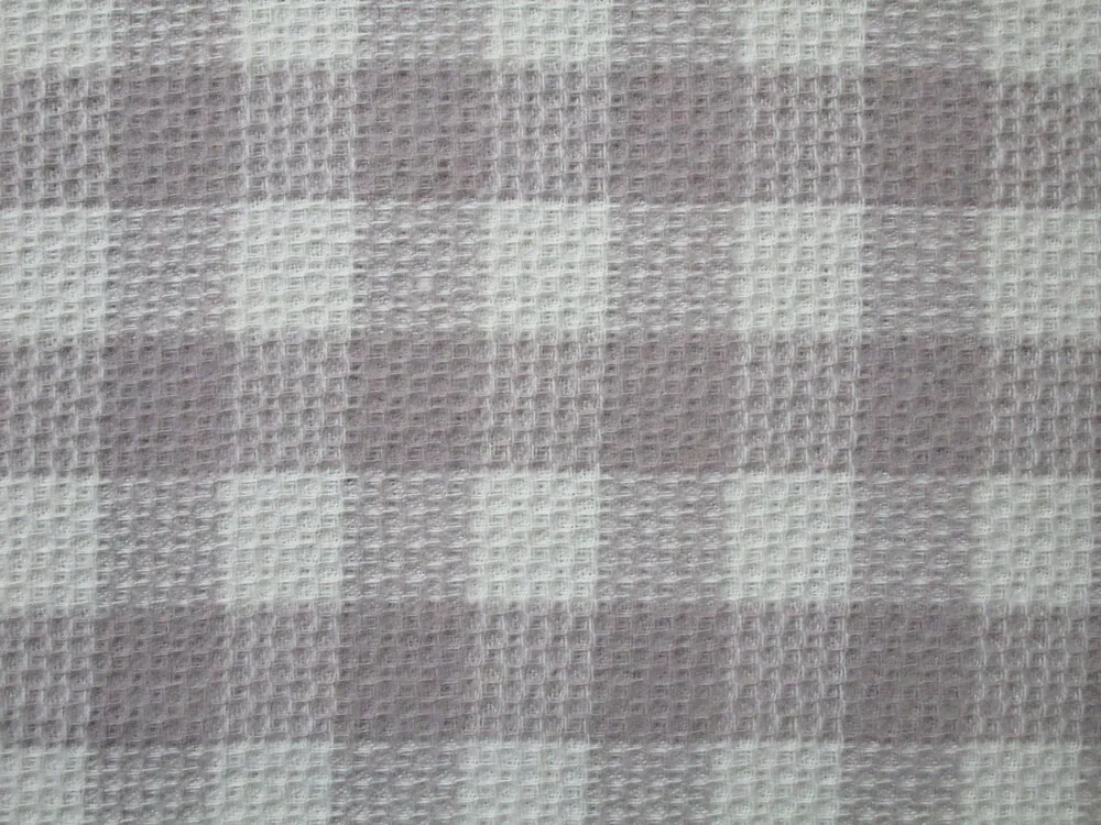 Kostýmovka "maslovo-béžové káro"