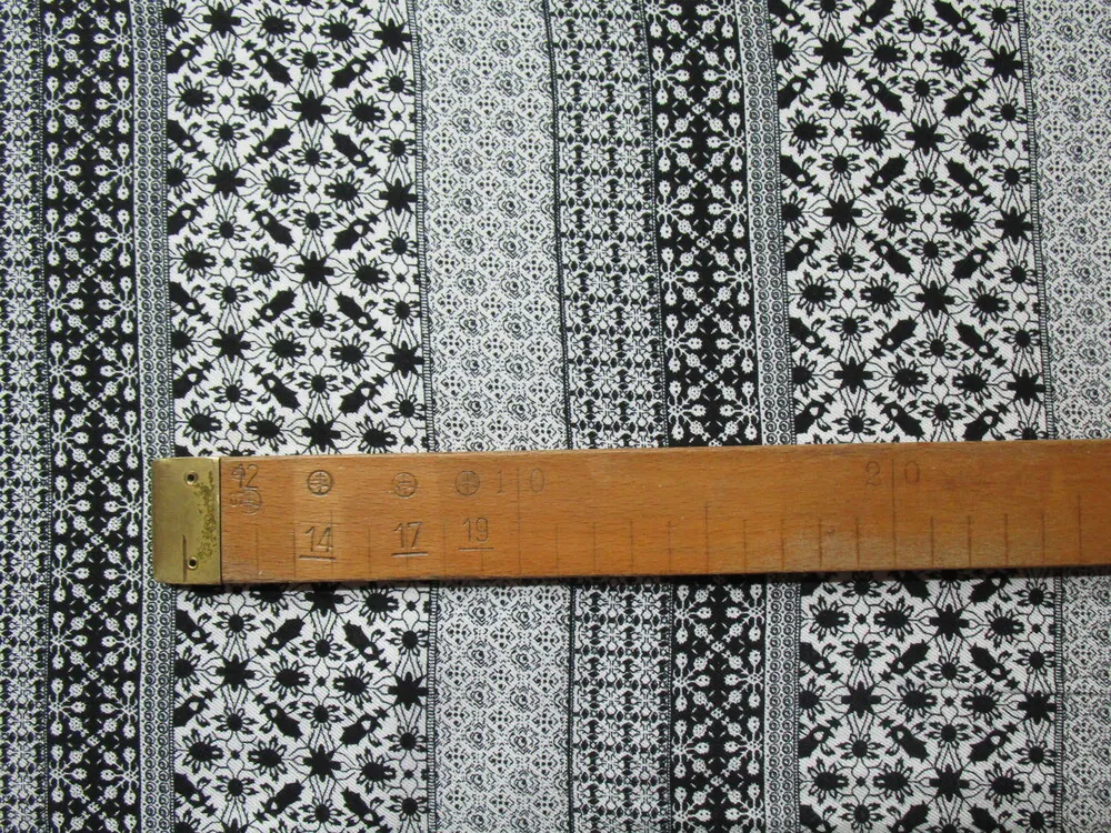 Šatovka Letta "smotanovo-čierna"