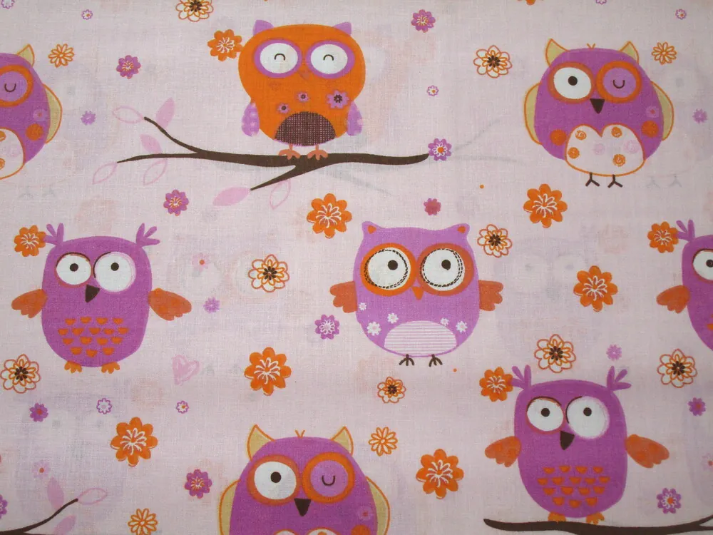 Bavlna svetloružová "pomarančovo-fialové sovičky"