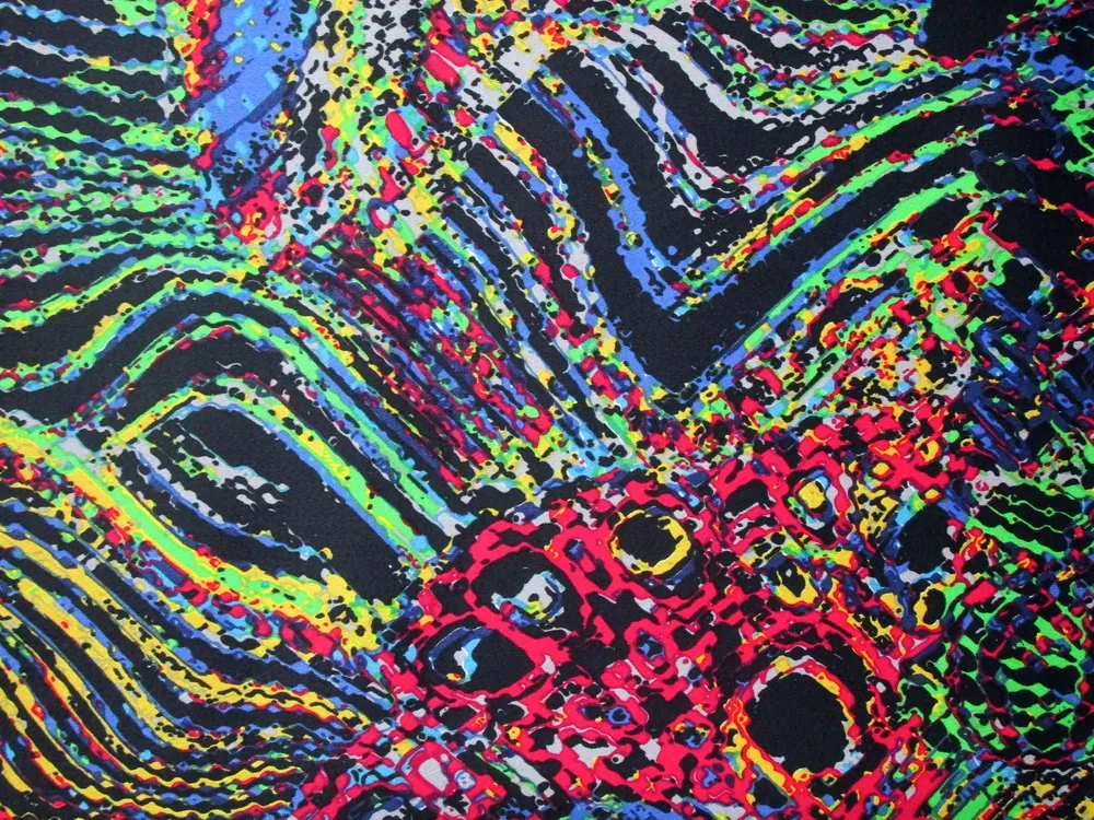 Satén bavlnený elastický čierny "farebné vyriácie" 