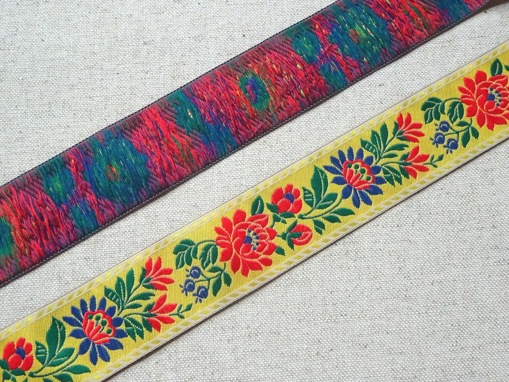 Stuha krojová žltá "kvety" - 3,5 cm