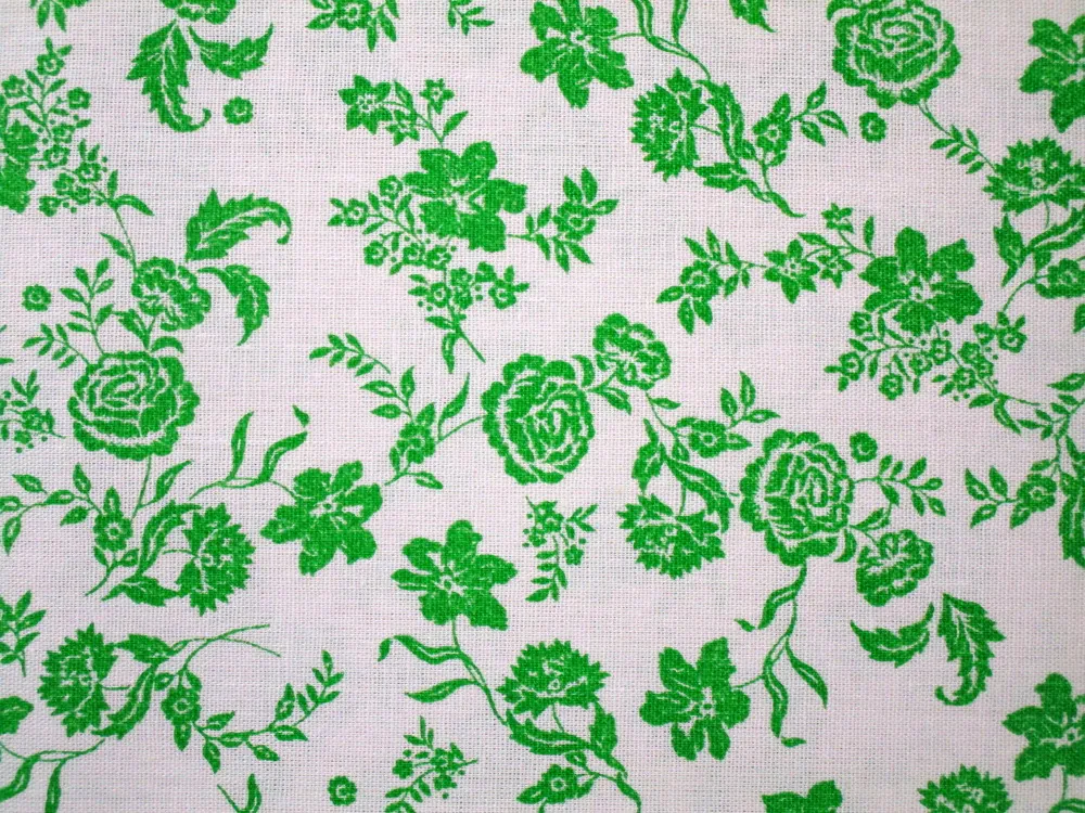 Bavlna biela "zelené kvety" 