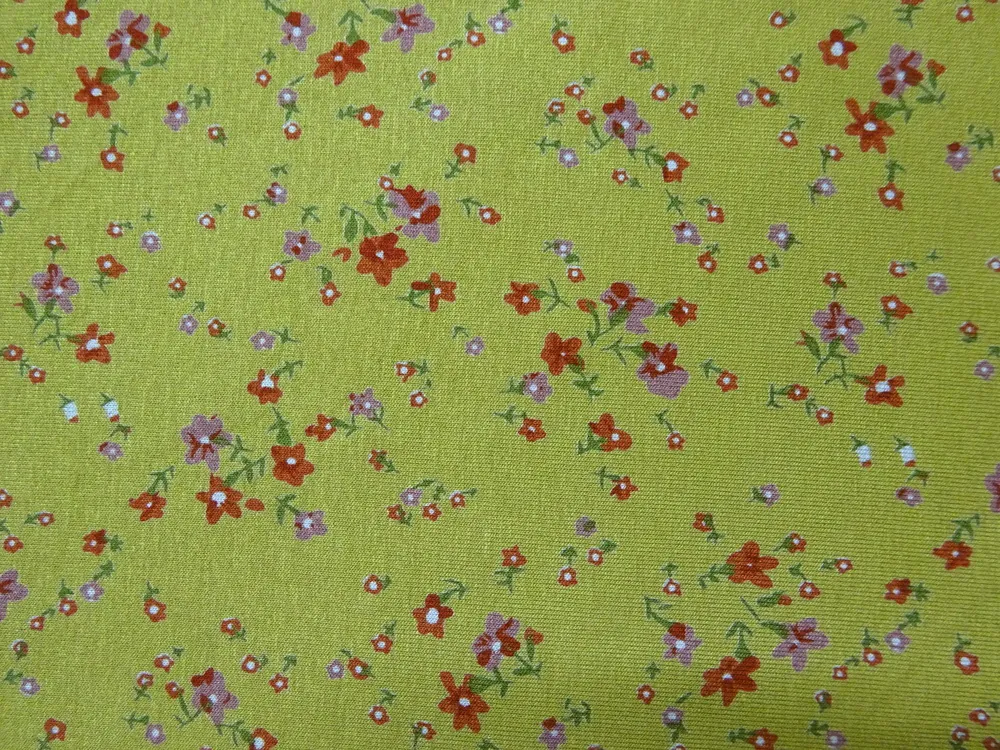 Úplet okrový "drobné kvety"