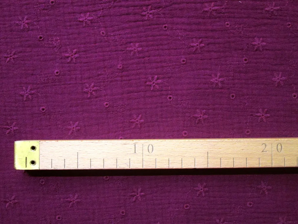 Fáčovina vínová "vyšívané kvety" 