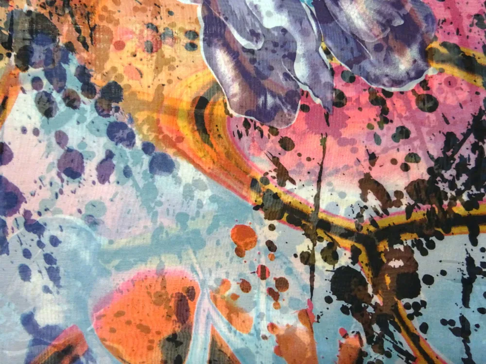 Šifón modro-fialový "kvet, prskance" 