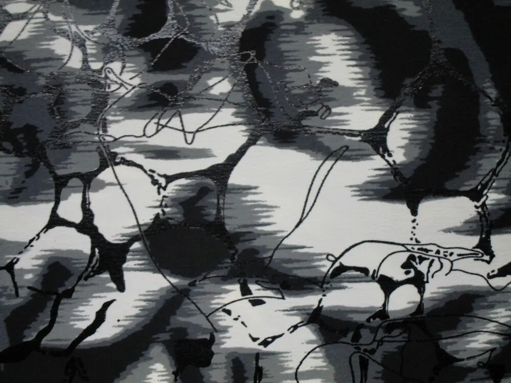 Šatovka čierna "abstraktný vzor"