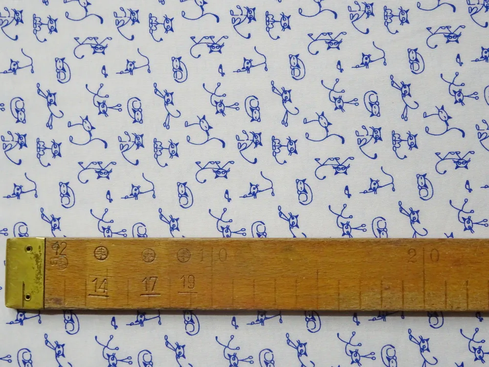 Úplet biely "modré mačičky"