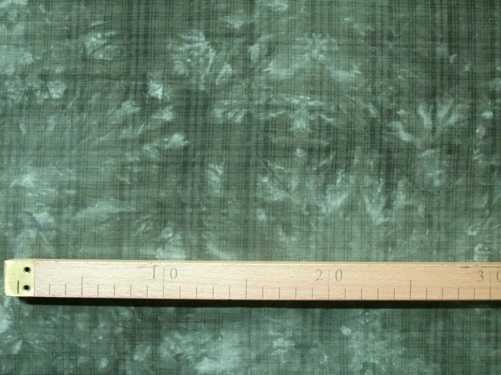 Košelovina zelená batika "káro" 