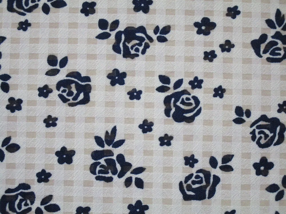 Šatovka biela "modré kvety"