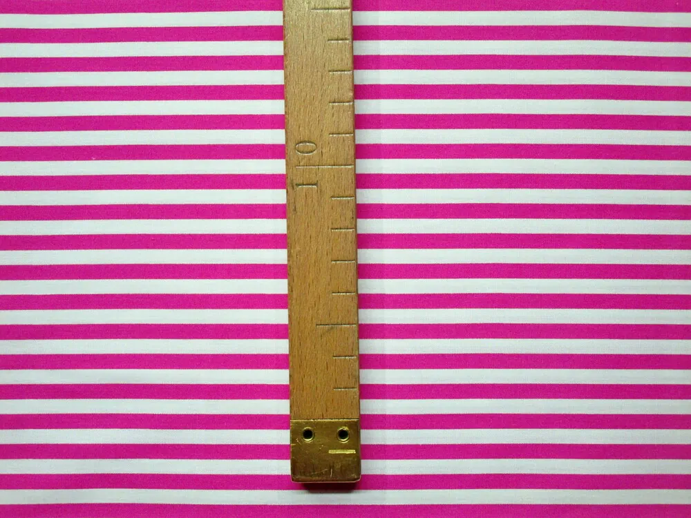 Bavlna biela "cyklaménový pásik" 