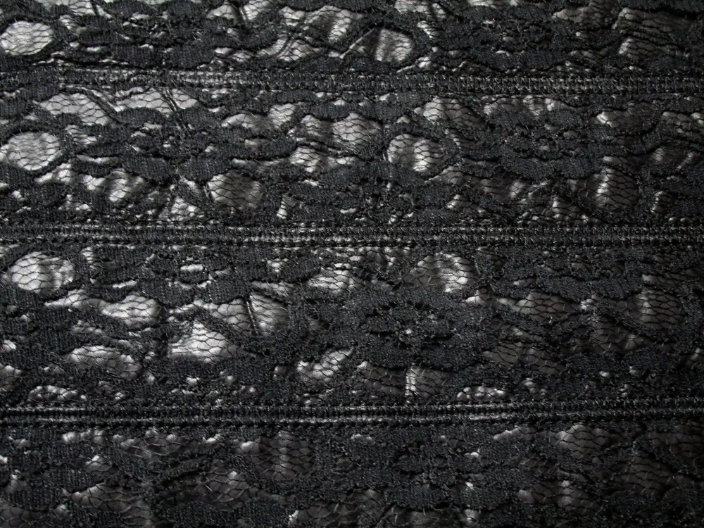 Bundovina čierna "čierna krajka"