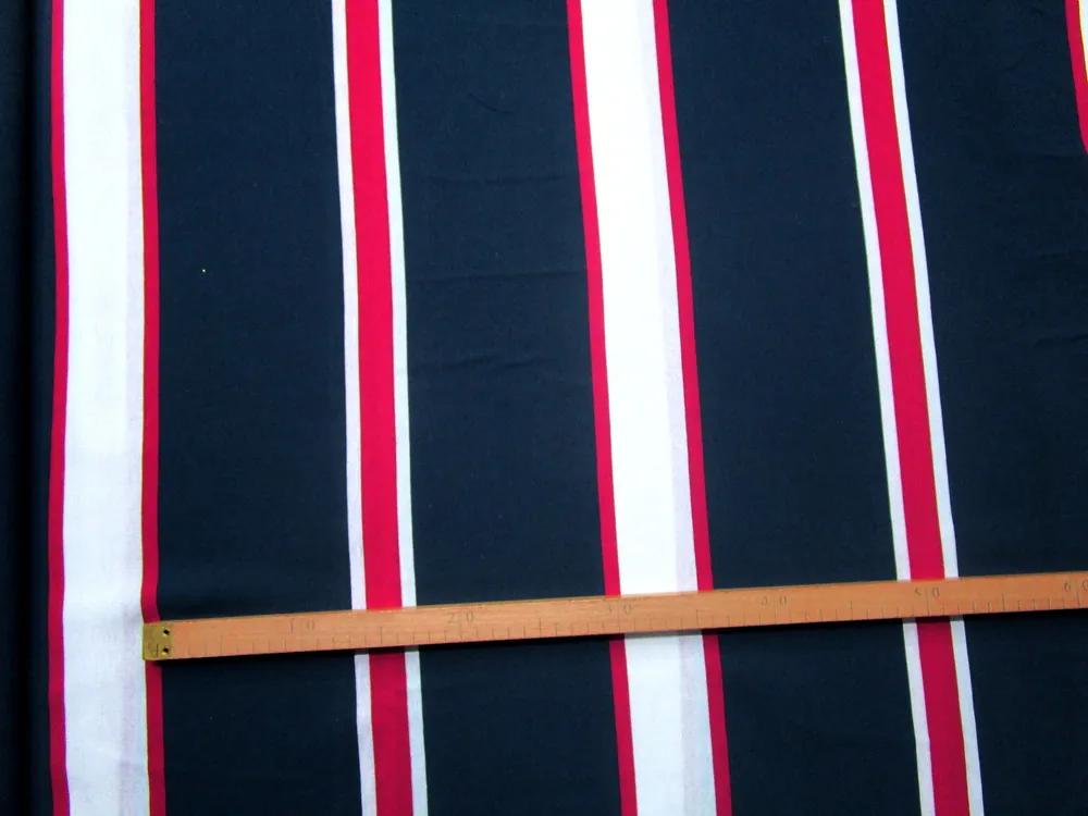 Šatovka Simone tmavomodrá "biely a červený pásik"