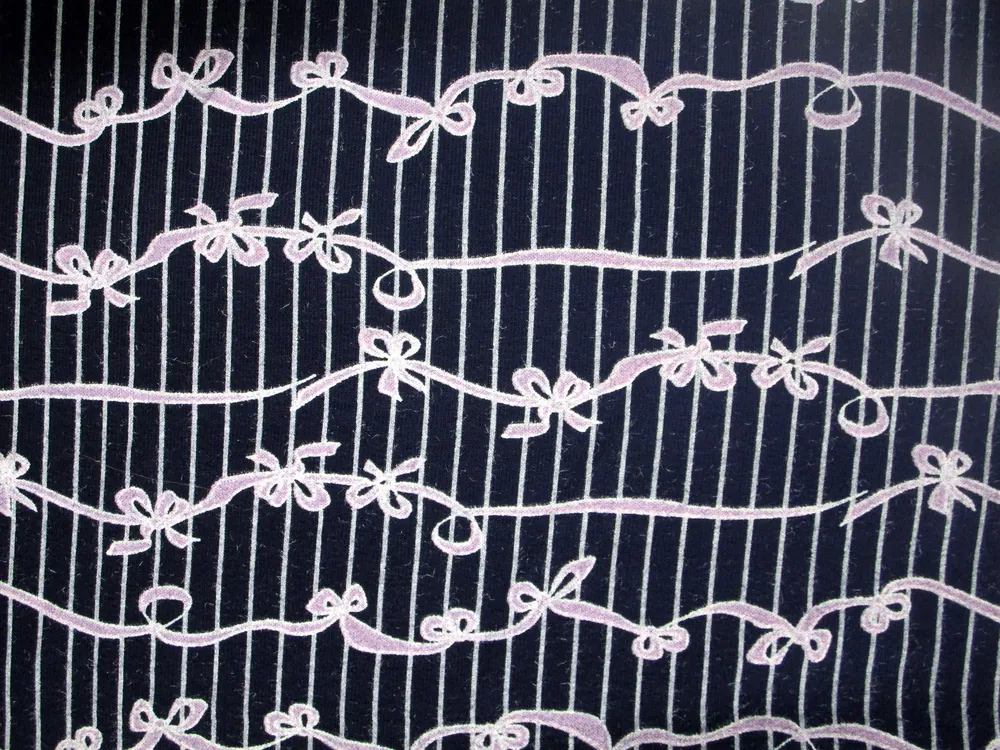 Teplákovina tmavomodrá "mašlička, pásik" 