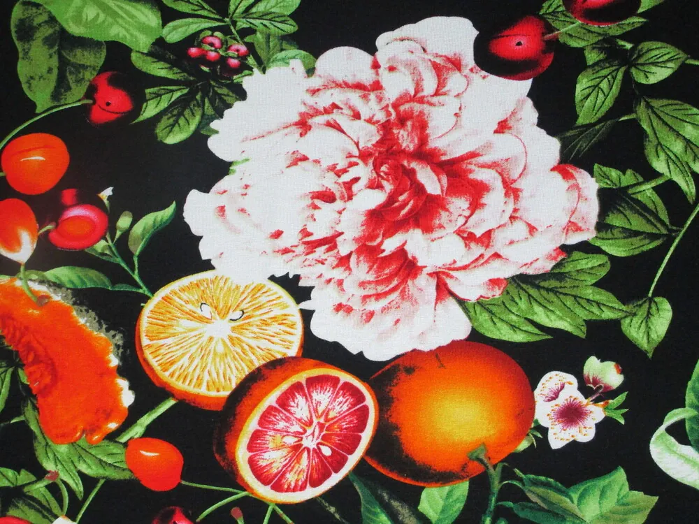 Úplet čierny "ovocie"