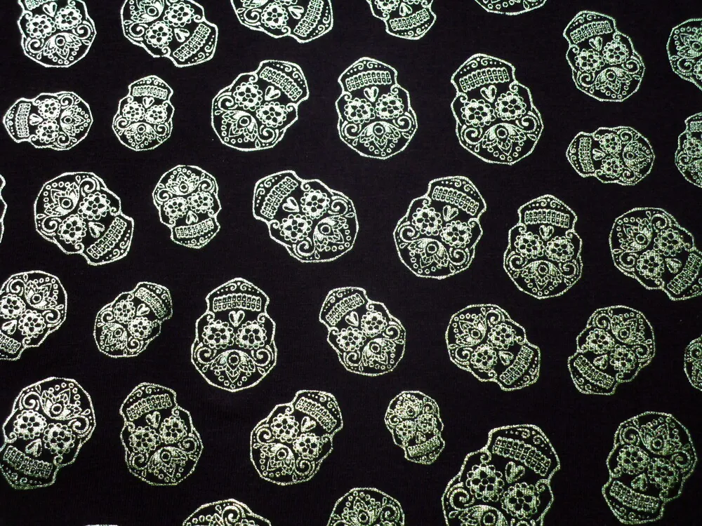 Úplet čierny "zlatá lebka" 