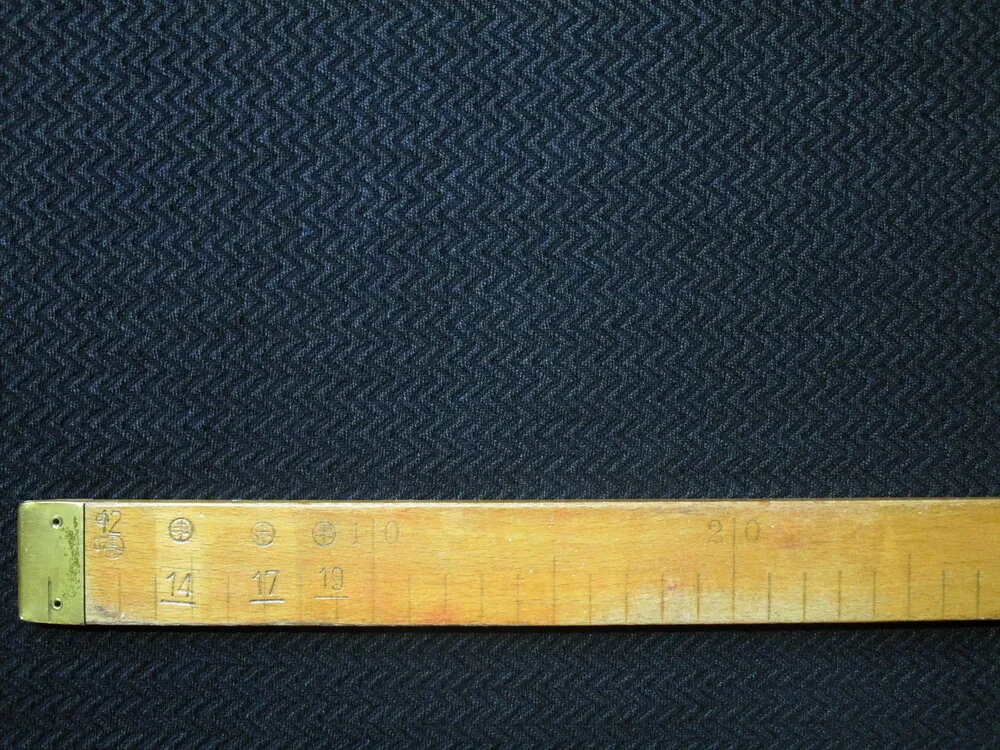 Kostýmovka s vlnou čierna "cik-cak" - talianska kolekcia