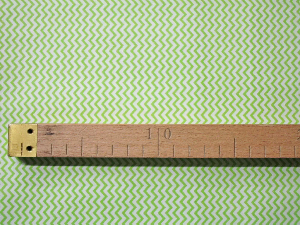 Bavlna biela "zelený cik-cak" 