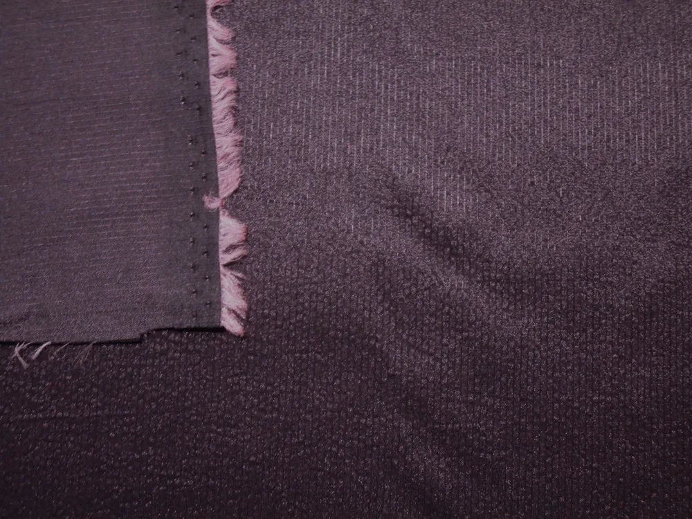 Taft "oceľovotmavofialový" 