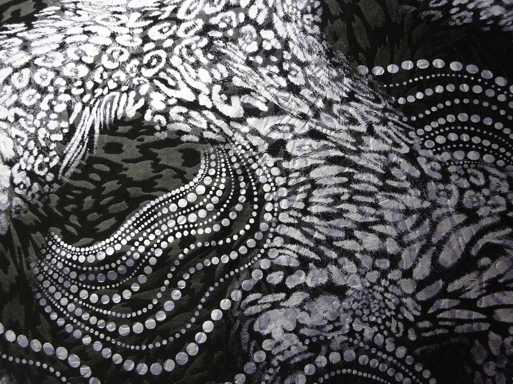 Úplet čierny "strieborno-fialkový vzor" 