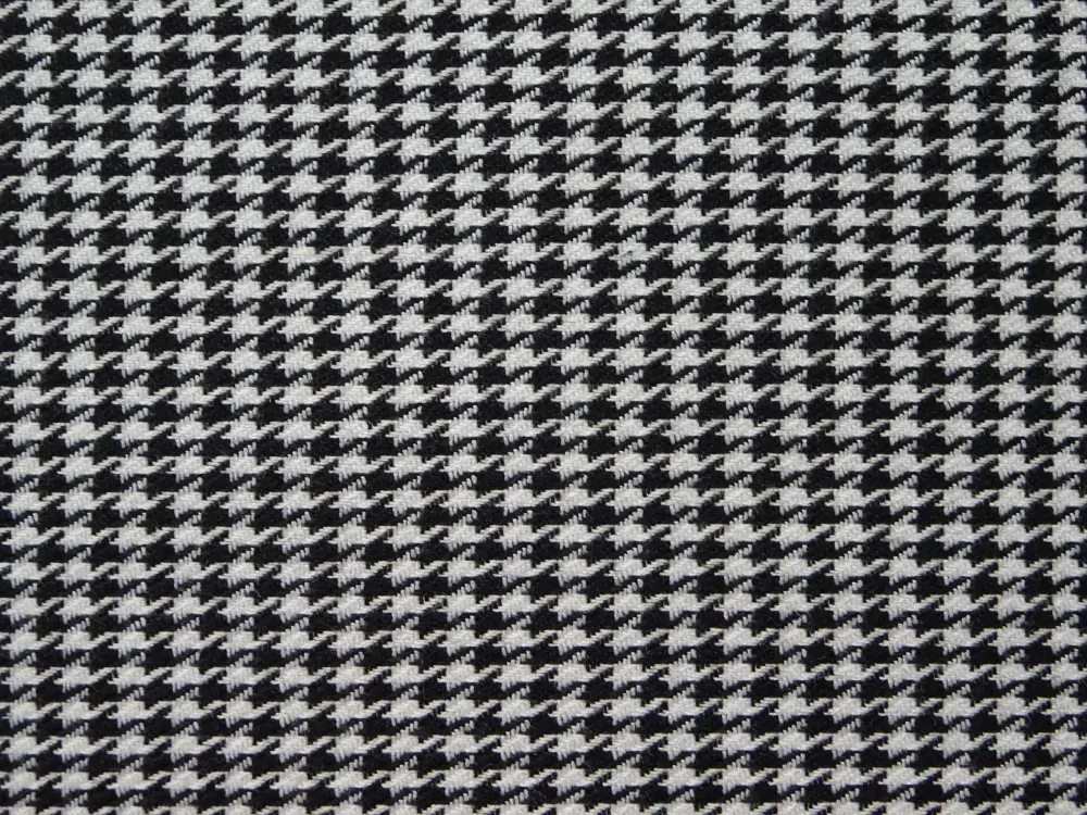 Kostýmovka bielo-čierna "kohútia stopa" 