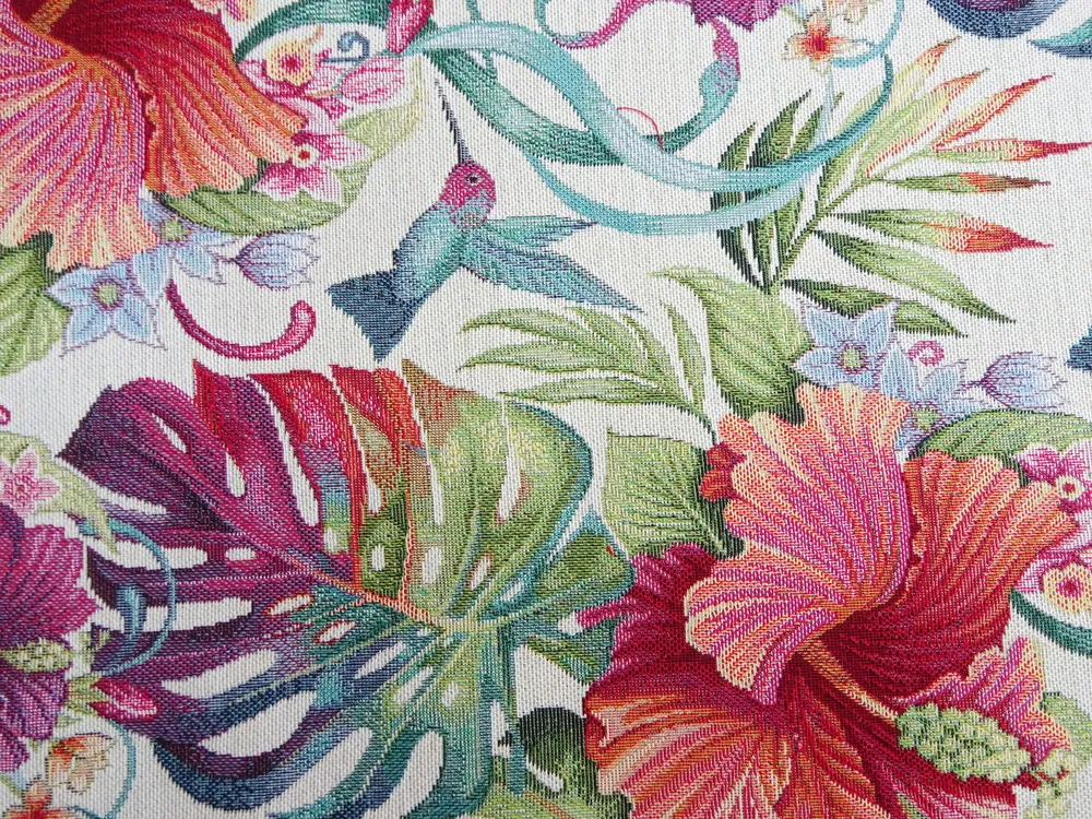 Gobelín prírodný "kvety, listy, vtáčik" 