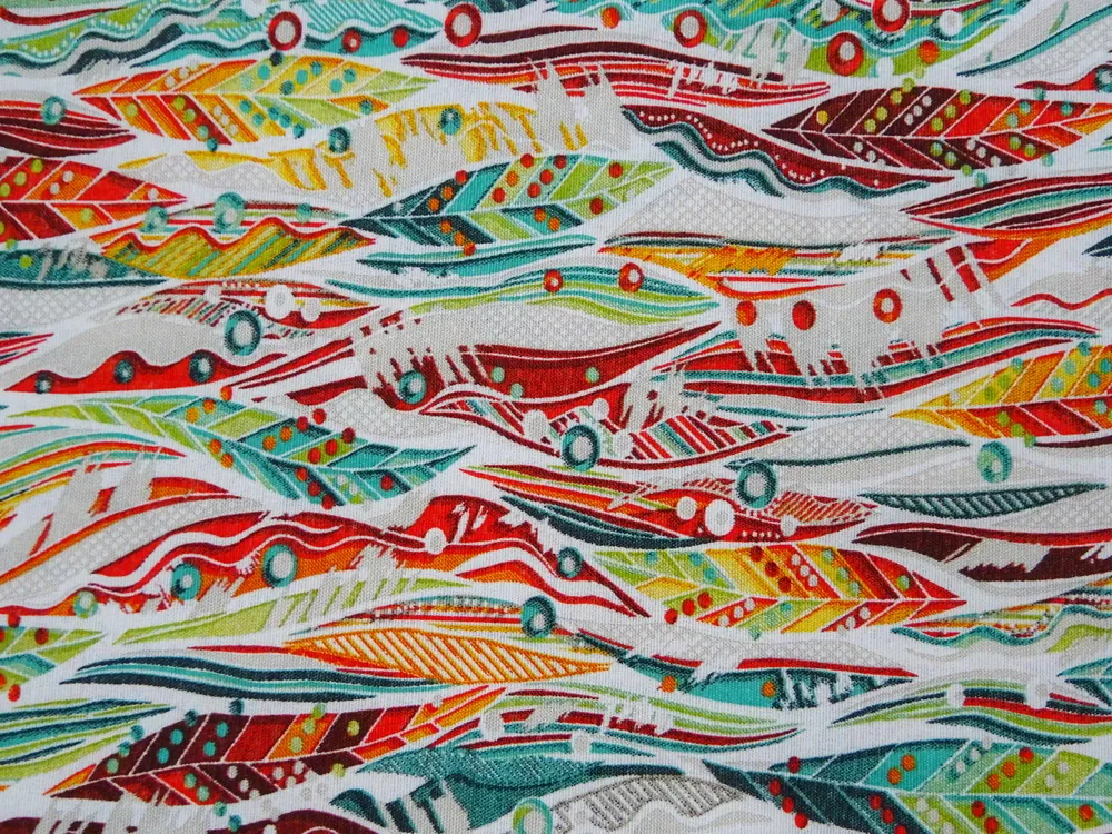 Poťahovka biela "farebné pierka" 