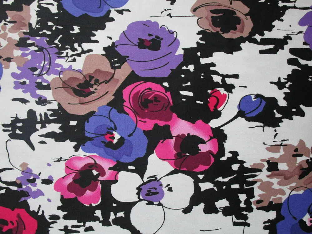 Satén bavlnený smotanový  "kvety" - matný 