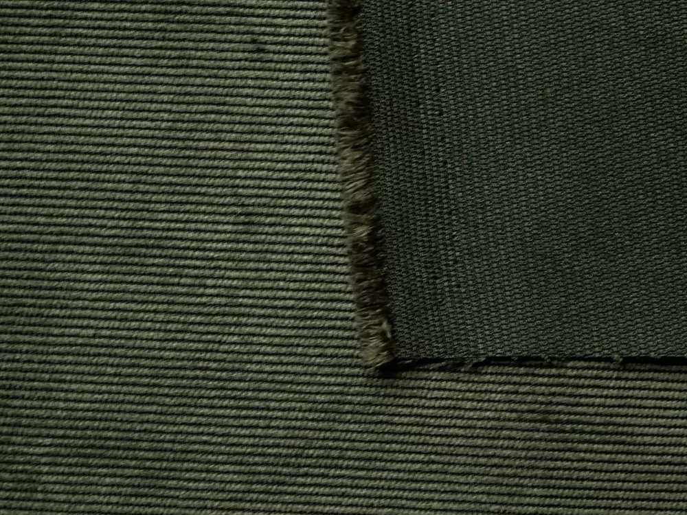 Menžester "olivový" 