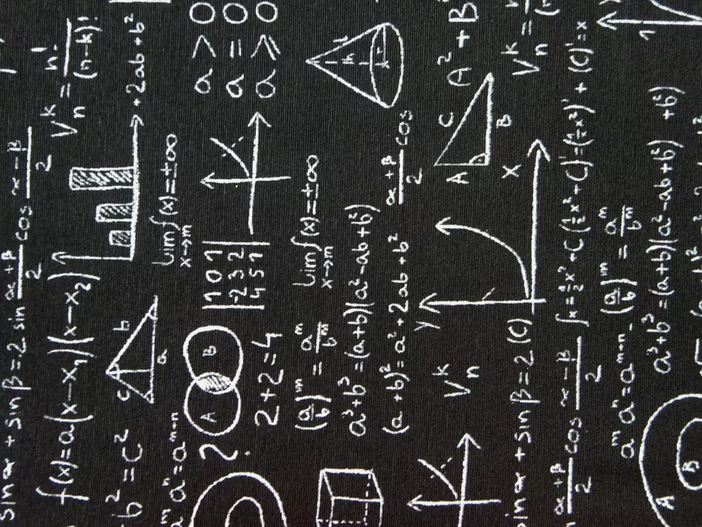 Poťahovka čierna "matematika" 