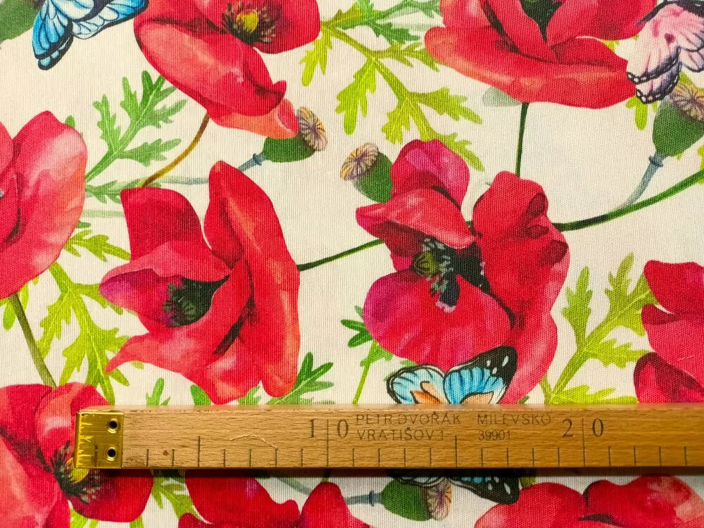 Poťahovka biela "červené maky, motýle" 