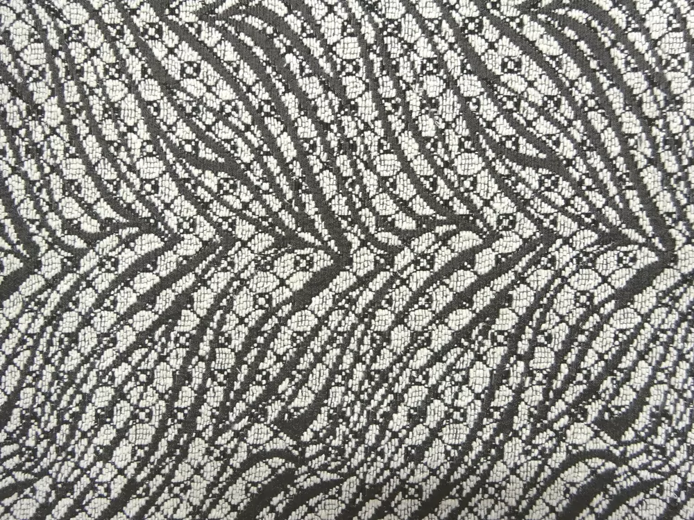 Kabátovina tenká smotanová "sivo-čierny vzor"