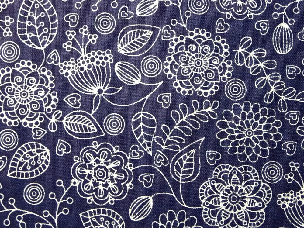 Bavlna tmavomodrá "kvety, listy" 
