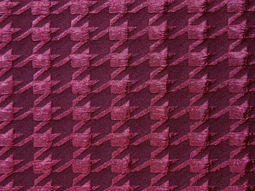 Žakard bordový "kohútia stopa" 