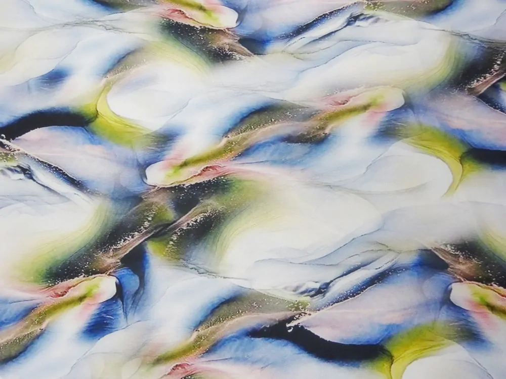 Šatovka s hodvábom svetlomodrá "vzorovaná" 