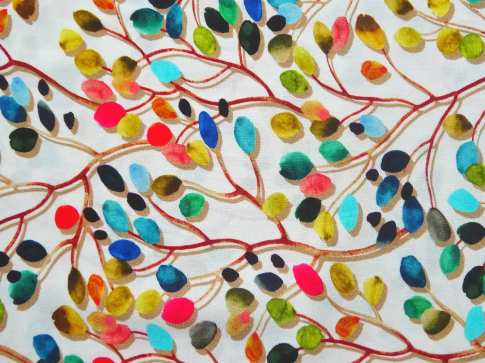 Šatovka smotanová "farebné lístky na konári" 