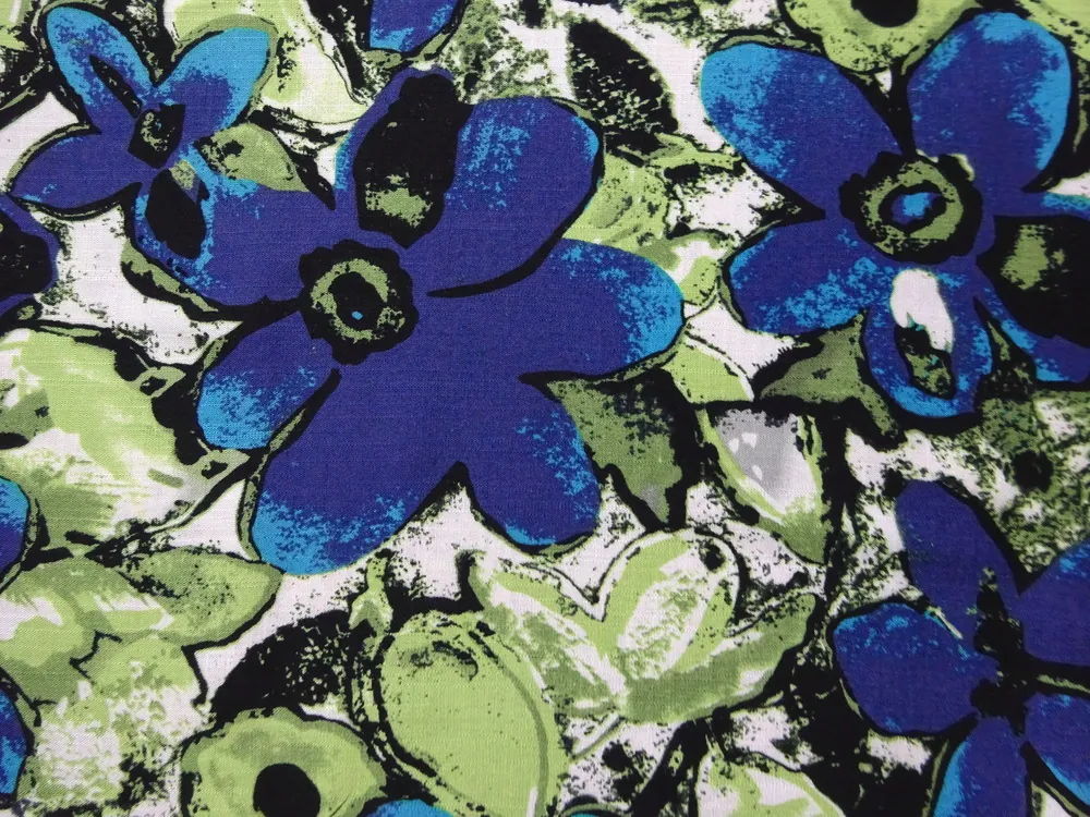 Šatovka biela "zelené a modré kvety" 