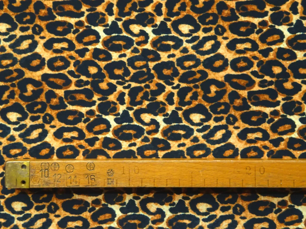 Šatovka Edita hnedá "čierny leopard" 