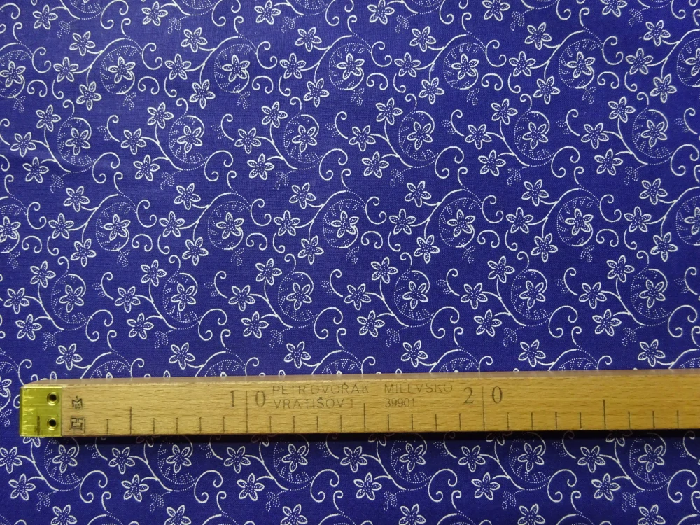 Bavlna tmavomodrá "kvety" 