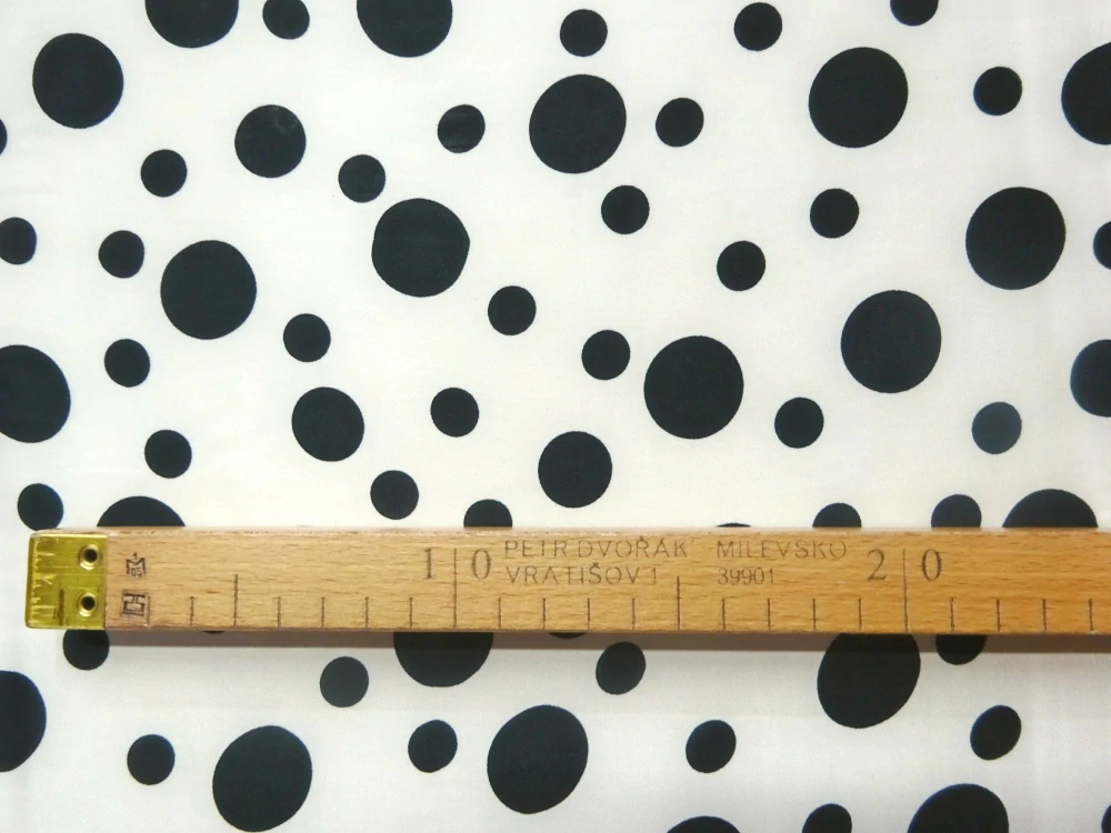 Hodváb maslový "čierna bodka" 