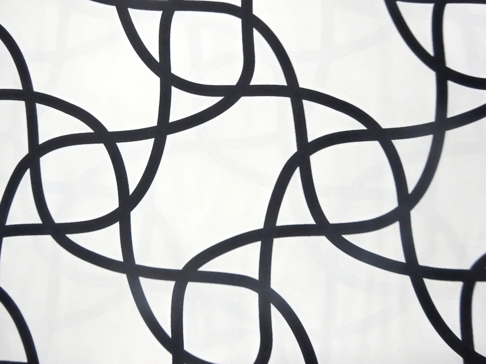 Hodváb biely "čierny vzor" 